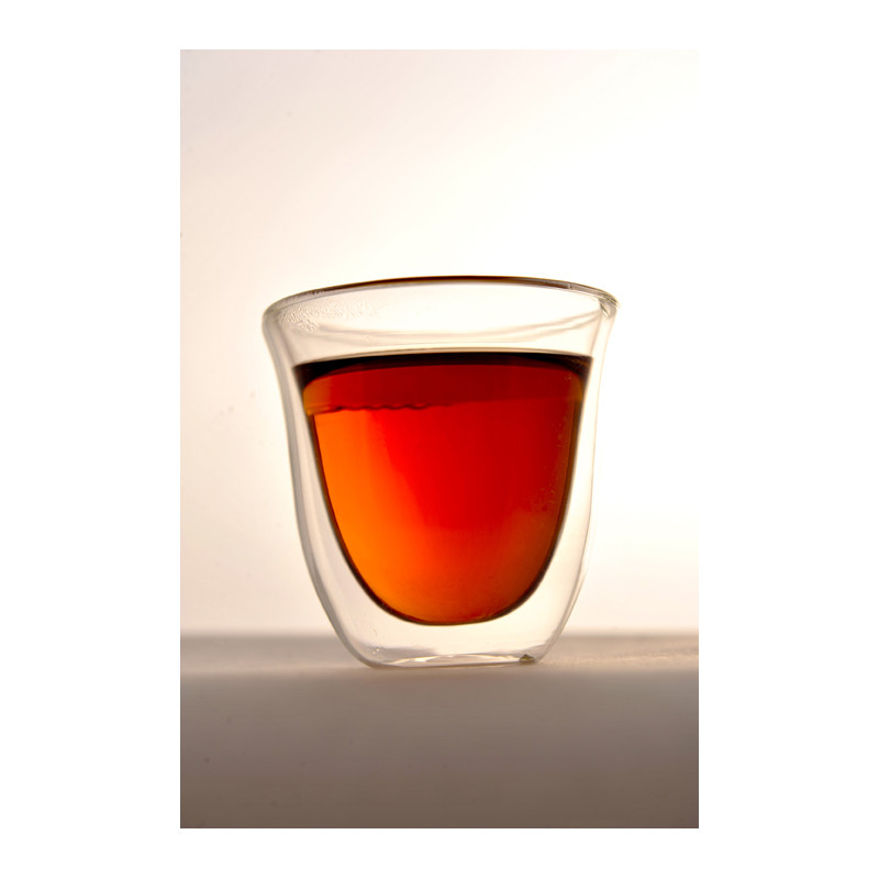 tasse de THE VERT RÊVES DE BAIES ROUGES